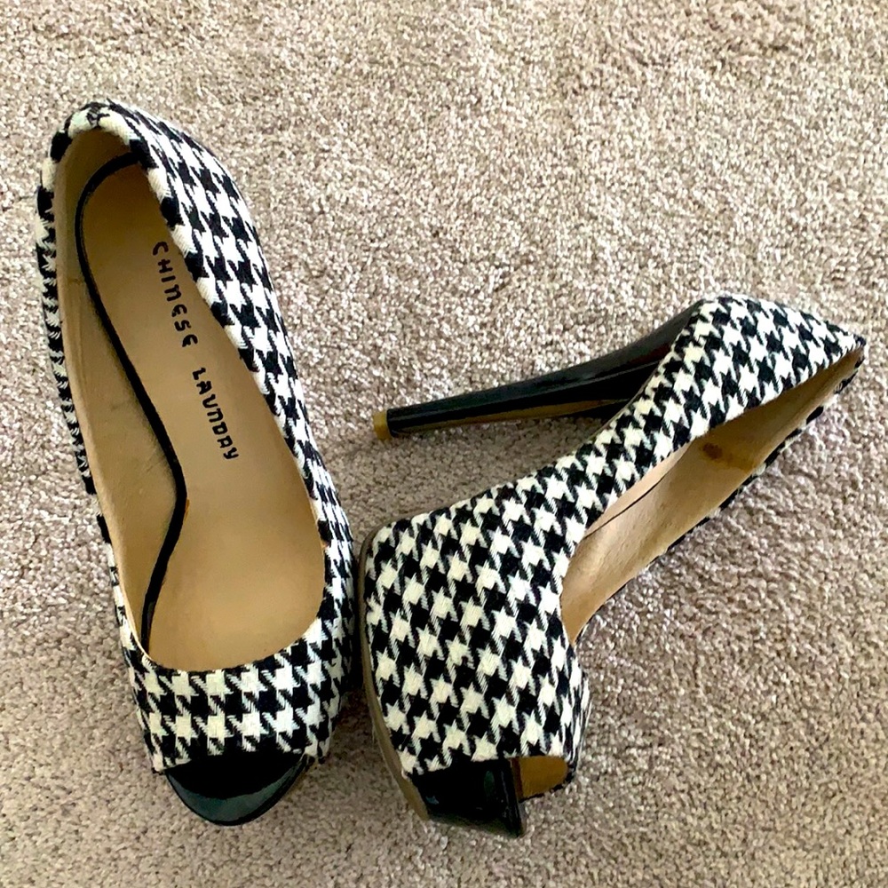 Chemise Laundry pumps - size 8 never worn